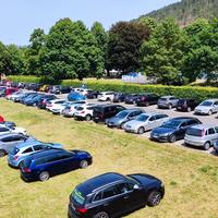 Kostenfreie Parkplätze direkt vor dem Erlebnisbad Wolfhagen